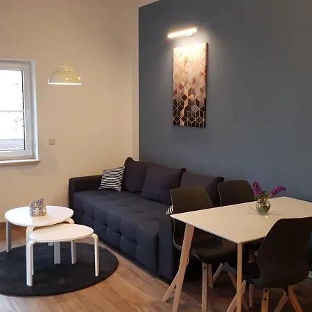 Zur Alten Schmiede * Lauta